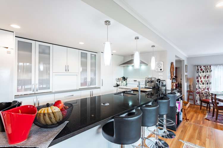 16 Frankie Stevens Place Riverstone Terraces_1