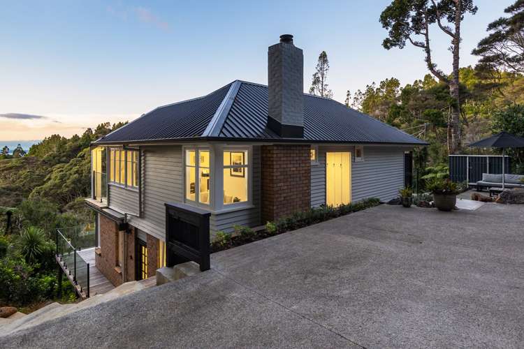 97 Scenic Drive Titirangi_15