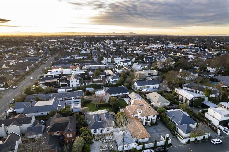 87 Merivale Lane Merivale_50