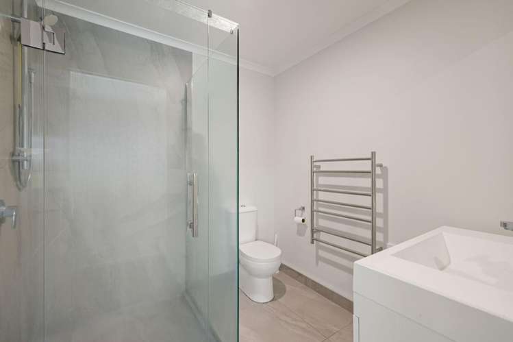 1 Springside Court Huntington_12