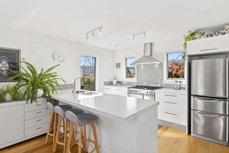 11 Hikuwai Drive Albert Town_3