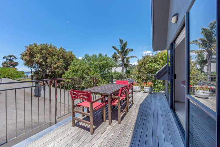 3a Ngapara Street Red Beach_11