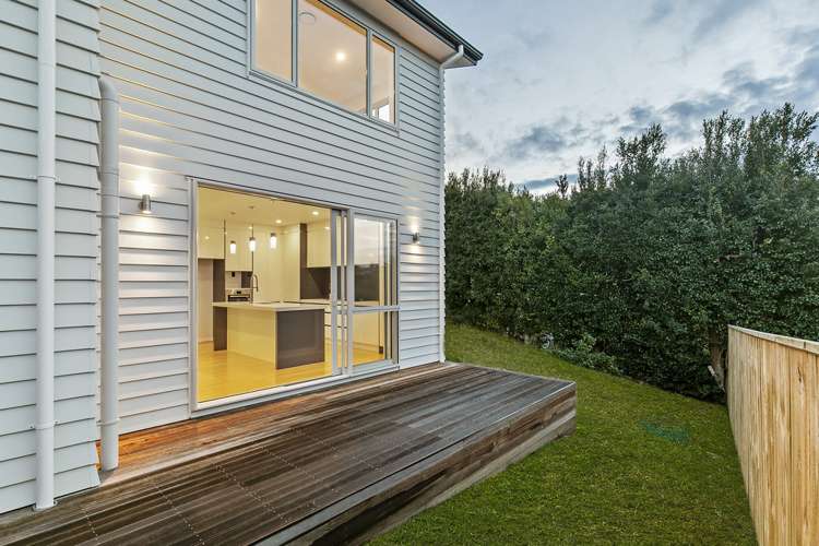 74b Carlton Street Hillsborough_15