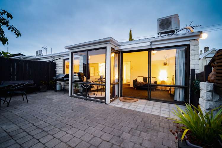 19a Rutherford Street Caversham_18