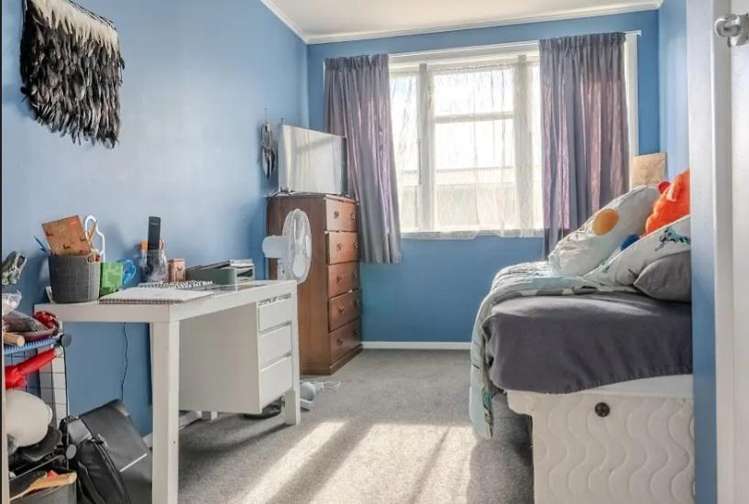 32 Edinburgh Street Feilding_12