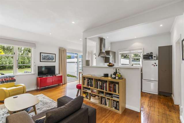 64 Mccullough Avenue Mount Roskill_3