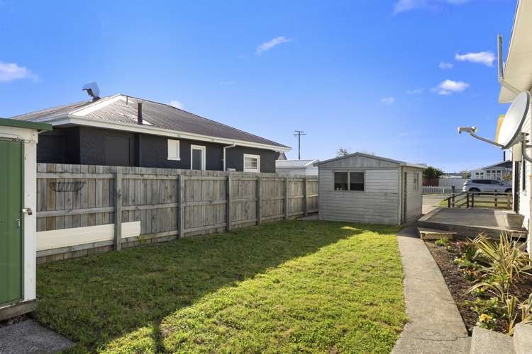 6 Brian Bary Street Redwoodtown_7
