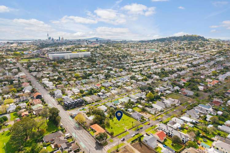 2 to 8 Parrish Road Sandringham_2