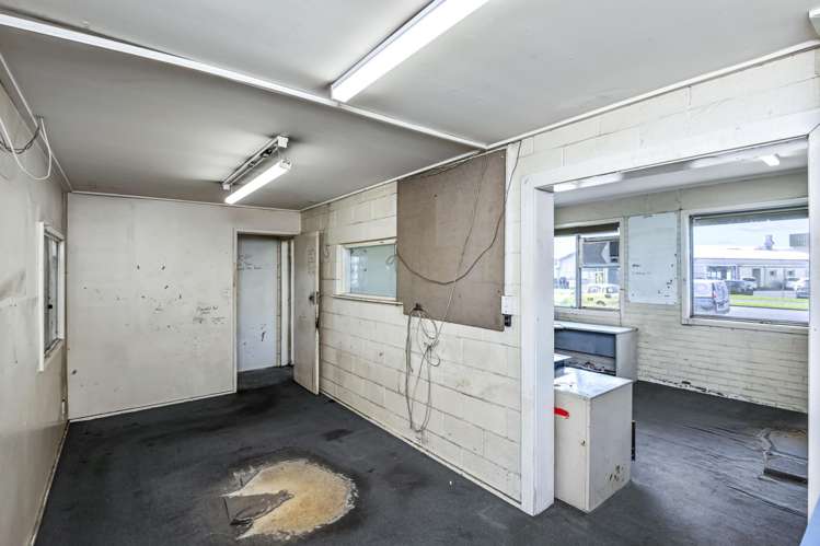 10 Lovegrove Crescent Otara_9