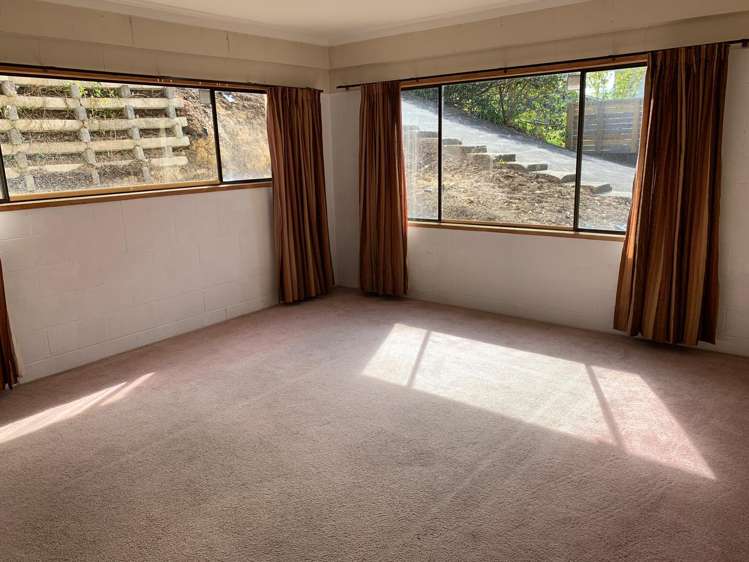 1/39 Sunset Road Totara Vale_13