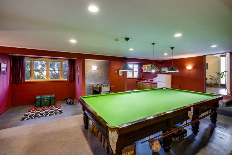 2 Cobden Crescent Bluff Hill_16