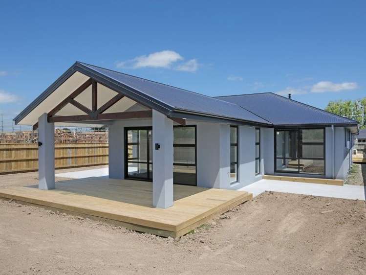 2 Mahi Grove Feilding_1