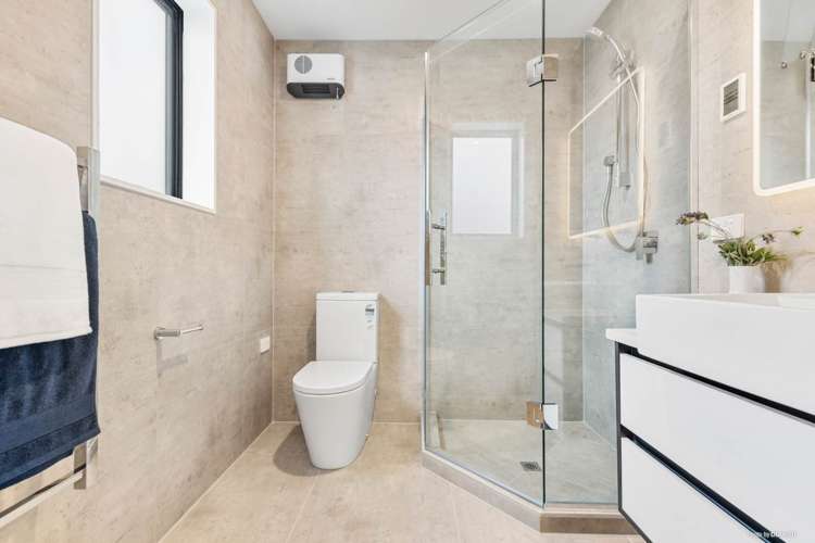 8b Meyrick Place Meadowbank_13