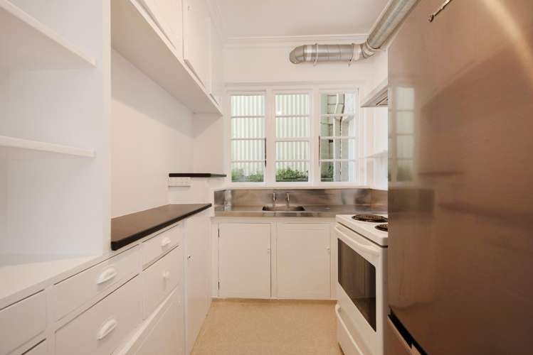 1-4/121 Hill Street Thorndon_16