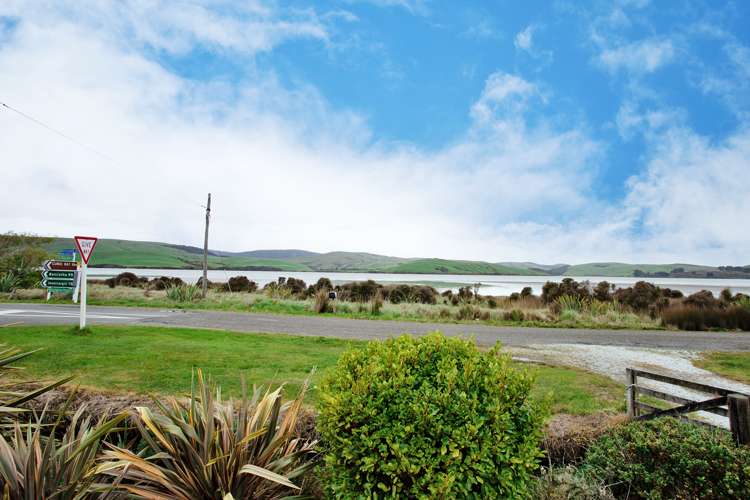 2 Antrim Street Catlins Surrounds_18