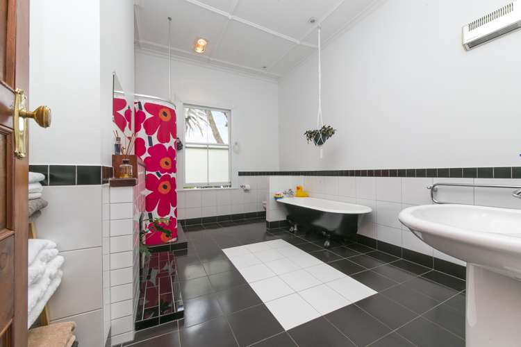 160 Captain Springs Road Onehunga_15