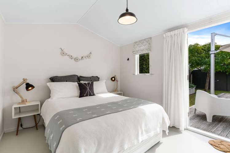 205a Ocean Road Whangamata_16