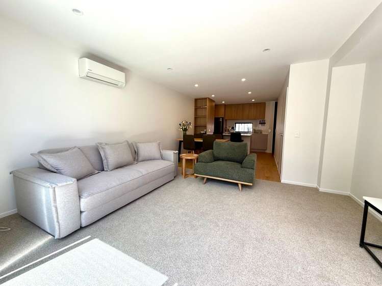  6/90 Holly Road Saint Albans_1