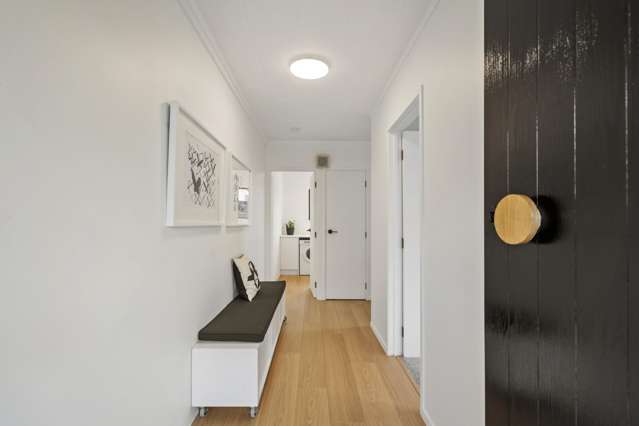 2/57 Lake Road Devonport_2