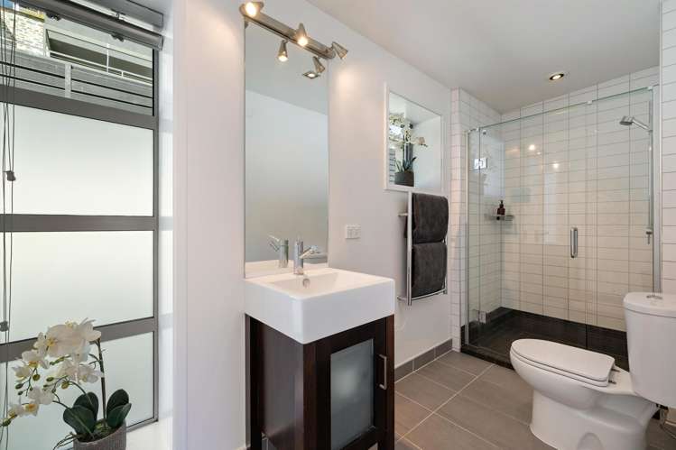 18A Loop Road Kawarau Falls_24