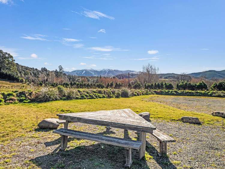 87 Sladdens Bush Road_4