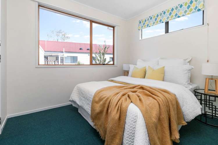 14 George Herring Place Glen Eden_11