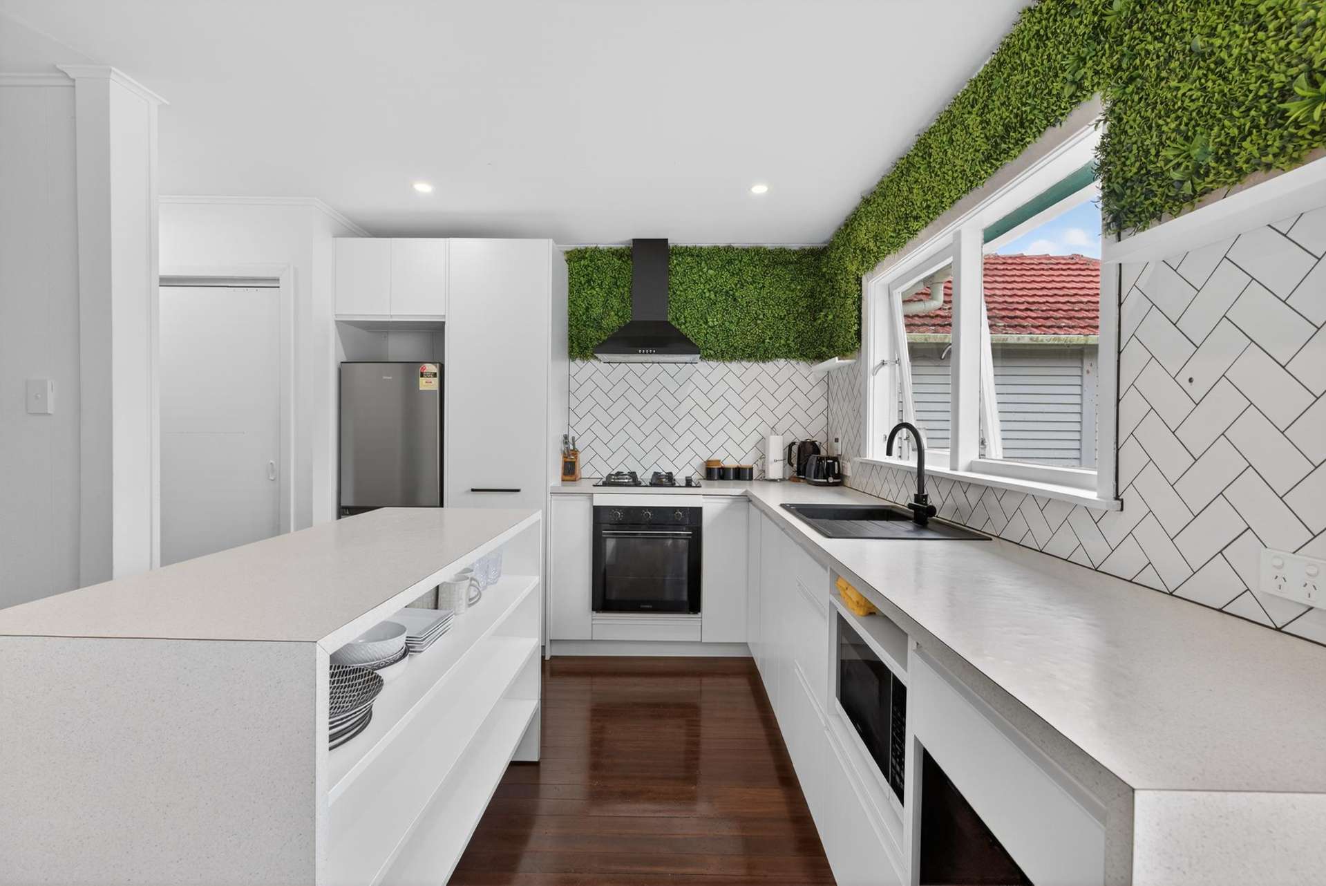 49 Dover Road Wainuiomata_0