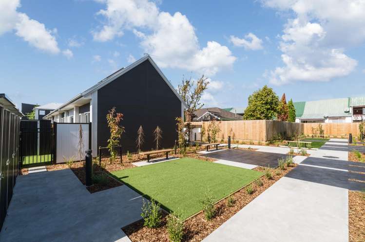  102/17 Winchester Street Merivale_13