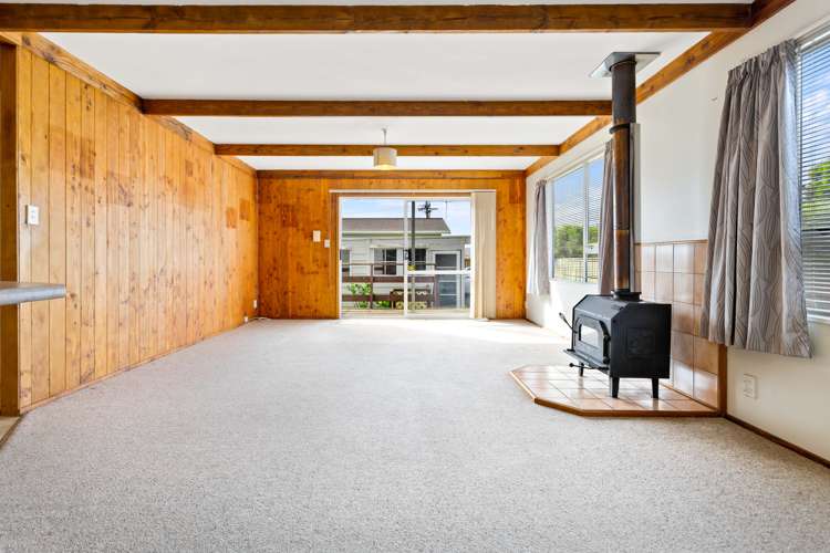 2/2 Garelja Road Henderson_5