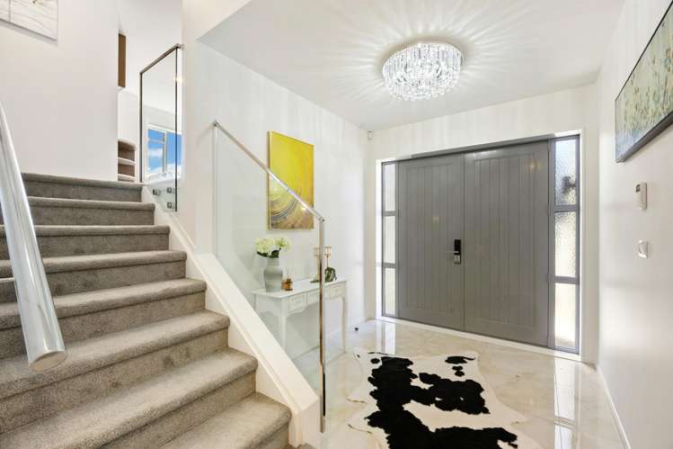 1 Tims Crescent Flat Bush_6