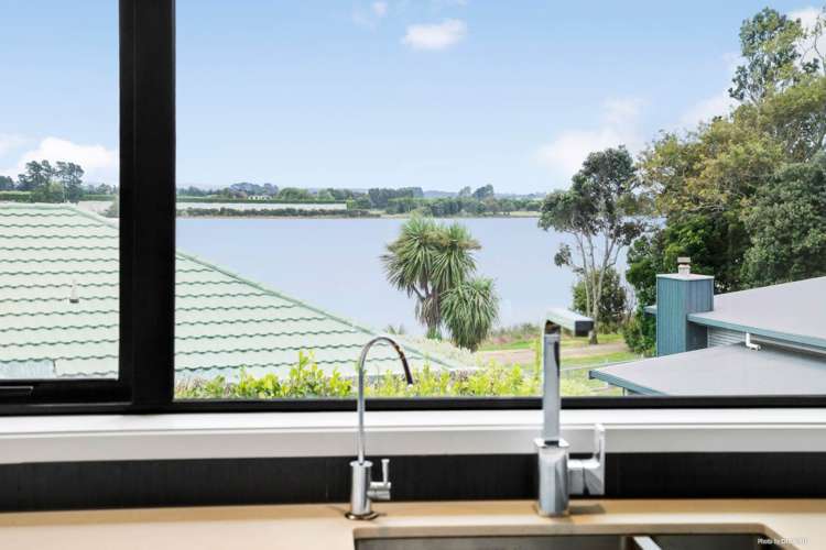 114f Sandspit Road Waiuku_1