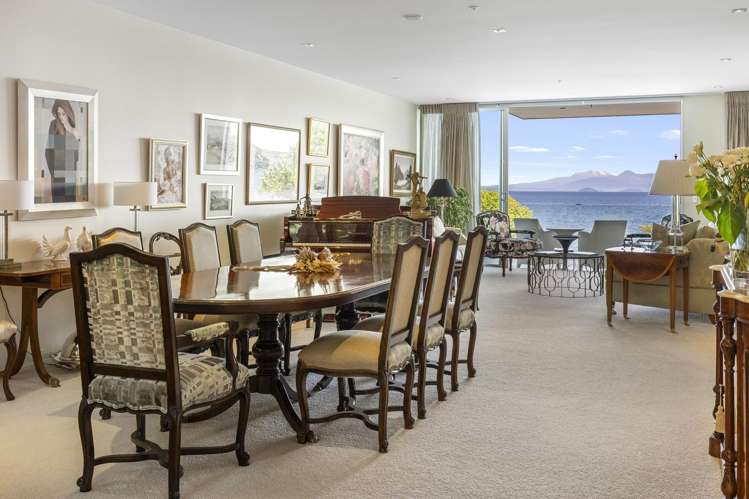 3/110 Lake Terrace Taupo_6