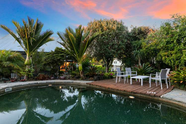 4 Traffic Road Greenhithe_14