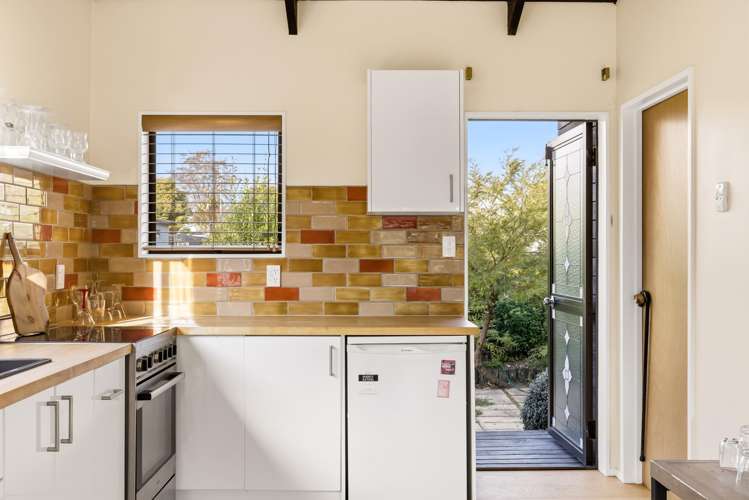 32 Charles Crescent Rainbow Point_3