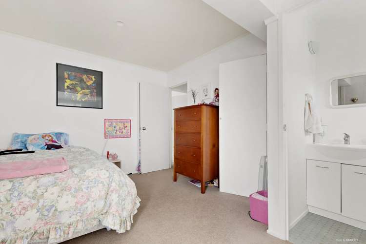 1/37 Eversleigh Road Belmont_8