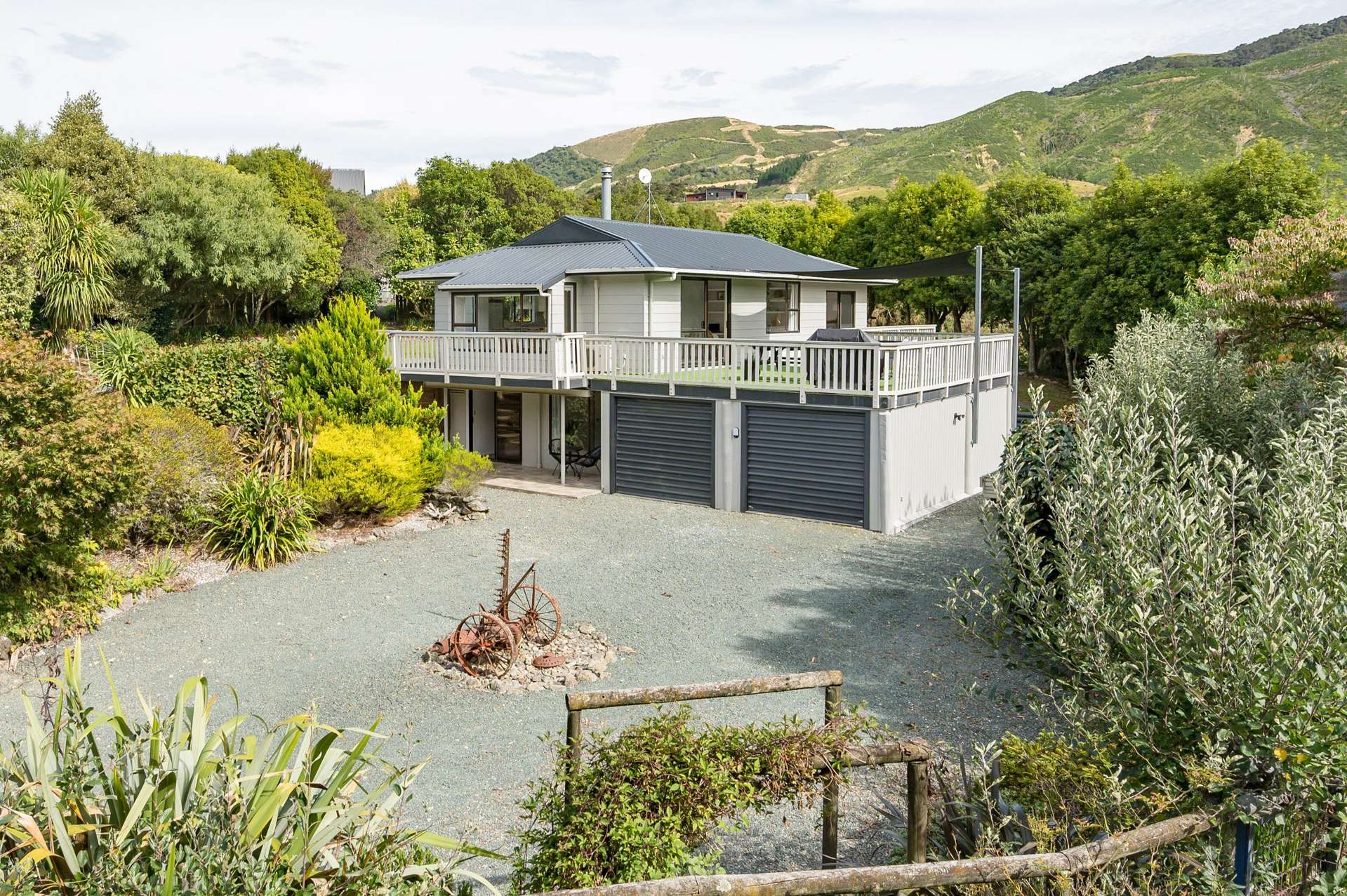 169 Cable Bay Road Hira_0