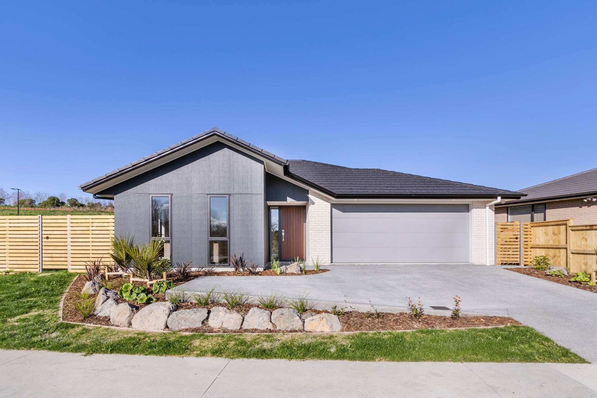 15 Ahutoetoe Road Wainui_0