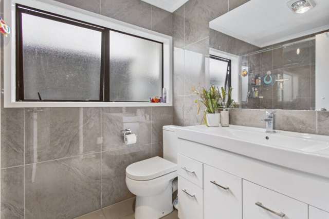 18 Belinda Avenue Flat Bush_4