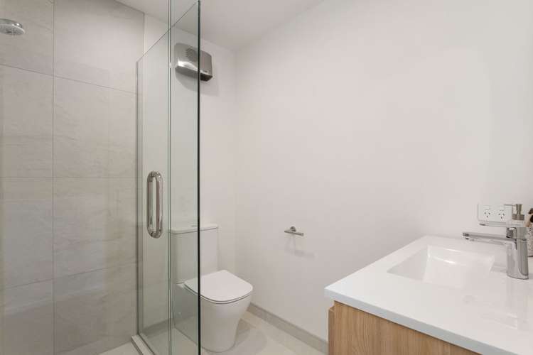 176 England Street Linwood_11