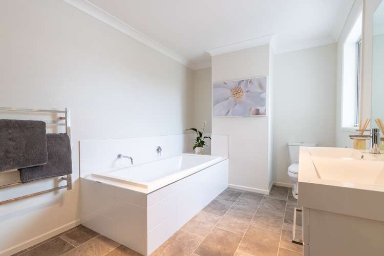 34 Pengover Avenue Leamington_21