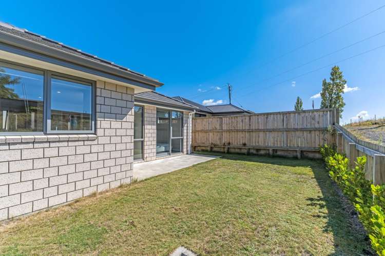 75 Waruhia Crescent Rototuna North_13