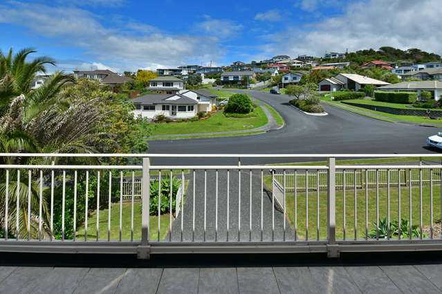 11 Ambassador Glade Orewa_1