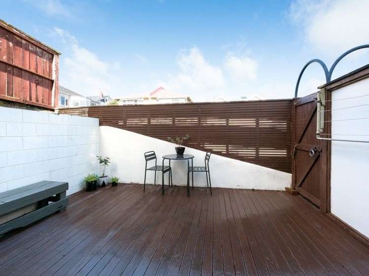 8/35 Pirie Street Mount Victoria_11