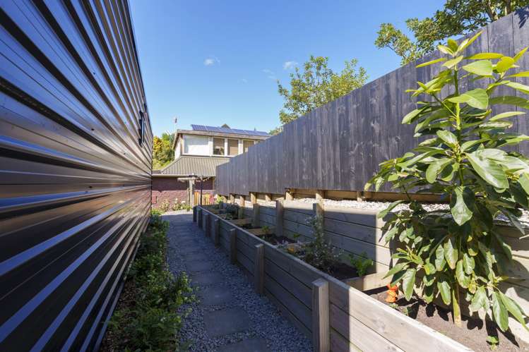 8 Merlincote Crescent Governors Bay_22