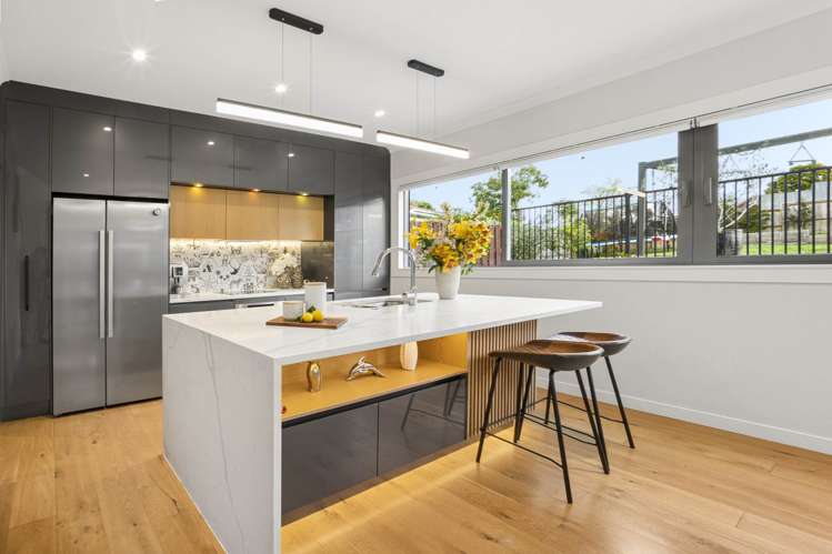 6 Winhall Rise Remuera_4