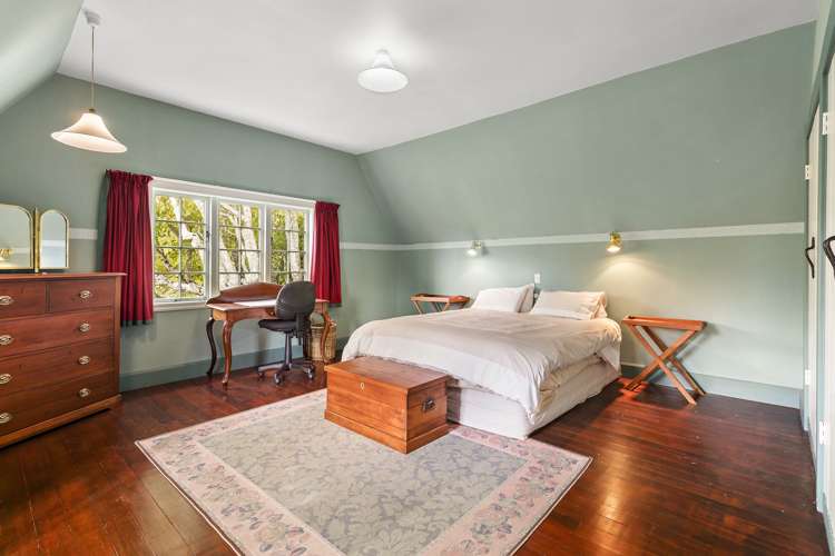 305 Fergusson Drive Heretaunga_13