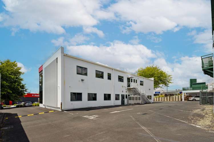 85 Tristram Street Hamilton Central_16