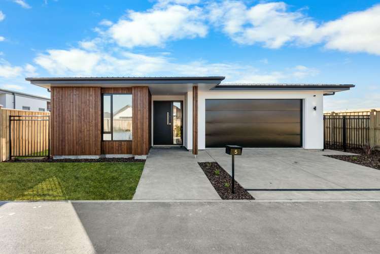 5 Stowe Lane_0