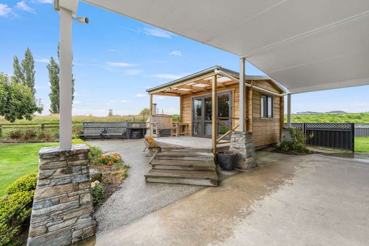 18 / 20 Surrey Street Gore_23