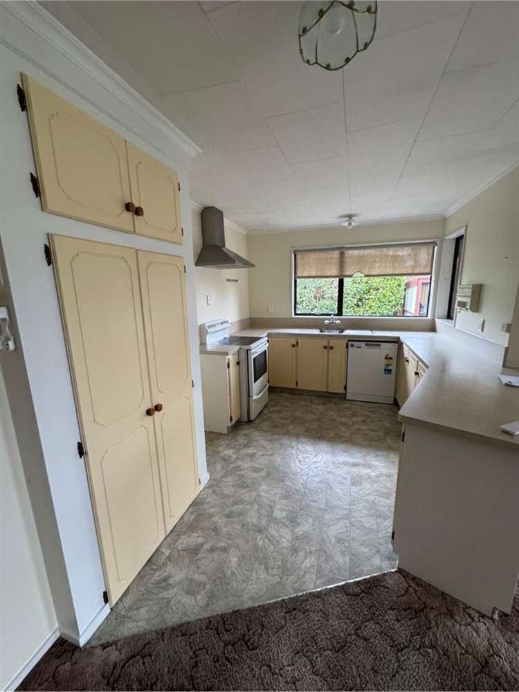 1/28 Brooklyn Drive Redwoodtown_1